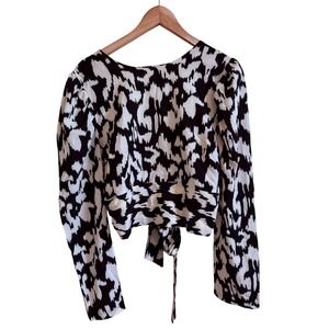 Shein Animal Print Crop Top Tie Front Long Sleeve Blouse Black‎ White L